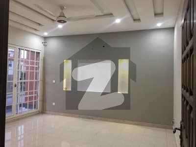 بحریہ ٹاؤن فیز 8 ۔ بلاک ڈی بحریہ ٹاؤن فیز 8,بحریہ ٹاؤن راولپنڈی,راولپنڈی میں 3 کمروں کا 10 مرلہ بالائی پورشن 62.0 ہزار میں کرایہ پر دستیاب ہے۔ بحریہ ٹاؤن فیز 8 ۔ بلاک ڈی بحریہ ٹاؤن فیز 8,بحریہ ٹاؤن راولپنڈی,راولپنڈی میں 3 کمروں کا 10 مرلہ بالائی پورشن 62.0 ہزار میں کرایہ پر دستیاب ہے۔