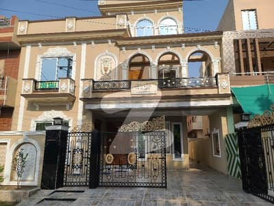 واپڈا ٹاؤن فیز 1 - بلاک A1 واپڈا ٹاؤن فیز 1,واپڈا ٹاؤن,لاہور میں 5 کمروں کا 10 مرلہ مکان 5.0 کروڑ میں برائے فروخت۔