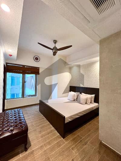 F8 One Bed Room Vary Nice Tile Flooring Kitchnet Fully Furnished Ac Etc Attach Bath