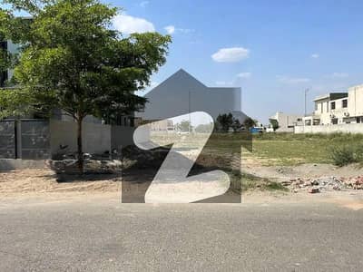 ڈی ایچ اے فیز9 پریزم - بلاک ایچ ڈی ایچ اے فیز9 پریزم,ڈی ایچ اے ڈیفینس,لاہور میں 1 کنال رہائشی پلاٹ 2.68 کروڑ میں برائے فروخت۔ ڈی ایچ اے فیز9 پریزم - بلاک ایچ ڈی ایچ اے فیز9 پریزم,ڈی ایچ اے ڈیفینس,لاہور میں 1 کنال رہائشی پلاٹ 2.68 کروڑ میں برائے فروخت۔