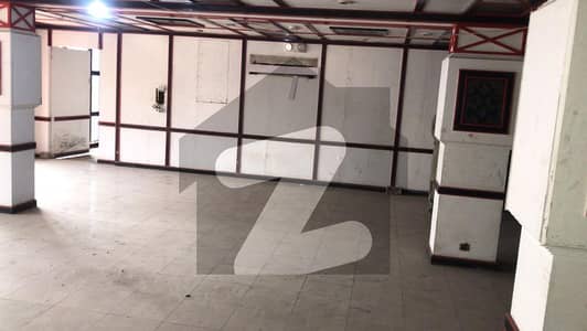 جی ۔ 6 اسلام آباد میں 11 کمروں کا 1 کنال دفتر 10.0 لاکھ میں کرایہ پر دستیاب ہے۔
