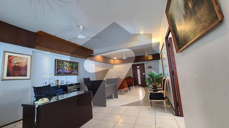 FULLY FURNISHED APARTMENT AT BUKHARI COMMERCIAL FULLY FURNISHED APARTMENT AT BUKHARI COMMERCIAL