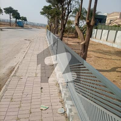 بحریہ ٹاؤن فیز 8 - کلب سٹی بحریہ ٹاؤن فیز 8,بحریہ ٹاؤن راولپنڈی,راولپنڈی میں 1 کنال رہائشی پلاٹ 1.75 کروڑ میں برائے فروخت۔ بحریہ ٹاؤن فیز 8 - کلب سٹی بحریہ ٹاؤن فیز 8,بحریہ ٹاؤن راولپنڈی,راولپنڈی میں 1 کنال رہائشی پلاٹ 1.75 کروڑ میں برائے فروخت۔