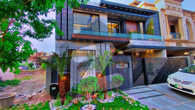 Modern Designed 10 Marla House Modern Designed 10 Marla House