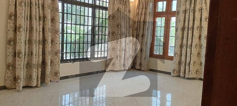 ایف ۔ 10 اسلام آباد میں 4 کمروں کا 1 کنال مکان 4.0 لاکھ میں کرایہ پر دستیاب ہے۔ ایف ۔ 10 اسلام آباد میں 4 کمروں کا 1 کنال مکان 4.0 لاکھ میں کرایہ پر دستیاب ہے۔