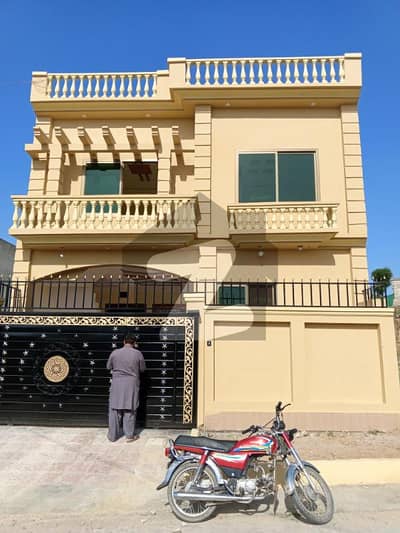 New 5 Marla 1.5 Story Electricity Water 1 cror 15 lack Registery intiqal Royal society 25 Foot Gali hy 3 Bedroom 1 Drink room 4 bathroom TV Long Kitchen big Car Porch Tahir Khan 03115850472 New 5 Marla 1.5 Story Electricity Water 1 cror 15 lack Registery intiqal Royal society 25 Foot Gali hy 3 Bedroom 1 Drink room 4 bathroom TV Long Kitchen big Car Porch Tahir Khan 03115850472