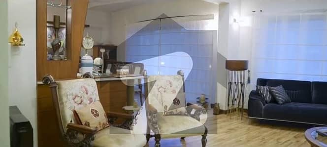 F-10/4: 1022 Yards House, Dimension = 80x115, Margalla-Facing, Nearby Markaz, CDA Transfer, Price 33 Crores.