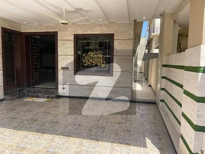 بحریہ انکلیو - سیکٹر سی 1 بحریہ انکلیو,بحریہ ٹاؤن,اسلام آباد میں 5 کمروں کا 10 مرلہ مکان 5.9 کروڑ میں برائے فروخت۔ بحریہ انکلیو - سیکٹر سی 1 بحریہ انکلیو,بحریہ ٹاؤن,اسلام آباد میں 5 کمروں کا 10 مرلہ مکان 5.9 کروڑ میں برائے فروخت۔