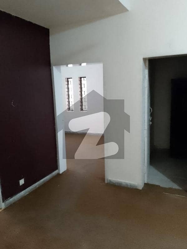FLAT AVAILABLE FOR RENT IN G11/4 PHA FLAT AVAILABLE FOR RENT IN G11/4 PHA