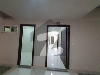 Royal Mall Flat