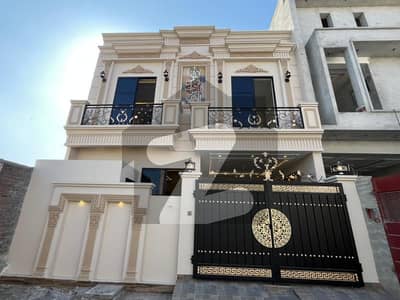 بخاری ولاز ایم اے جناح روڈ,ملتان میں 4 کمروں کا 6 مرلہ مکان 1.8 کروڑ میں برائے فروخت۔