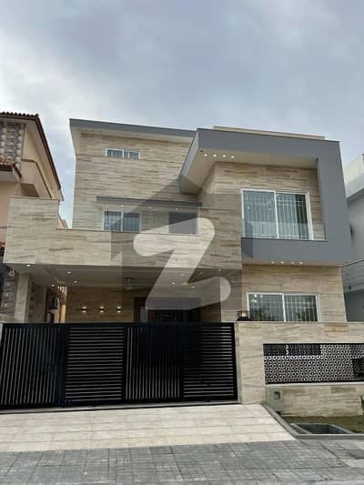1 Kanal House 7 Bedroom 7 Bathroom 2 TV Lounge 2 Kitchen 1 Kanal House 7 Bedroom 7 Bathroom 2 TV Lounge 2 Kitchen