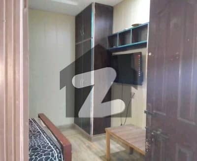 Johar Town Phase 2 - Block H3 Flat Sized 250 Square Feet For Rent Johar Town Phase 2 - Block H3 Flat Sized 250 Square Feet For Rent