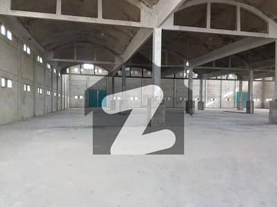 ماڑی پور روڈ کراچی میں 4 کنال گودام 6.0 لاکھ میں کرایہ پر دستیاب ہے۔