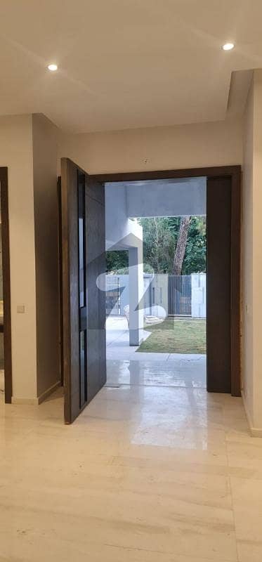 800 Square Yards House Available In E-7 For sale 800 Square Yards House Available In E-7 For sale