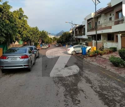 Bahria Enclave Sector G 8 Marla Solid Land Sun Facing Devlop Plot For Sale Fully Populated Sector Bahria Enclave Sector G 8 Marla Solid Land Sun Facing Devlop Plot For Sale Fully Populated Sector