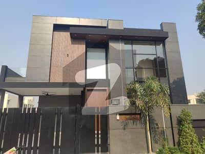 4 Beds Full House 10 Marla Prime Location House For Rent In DHA Phase 6 Lahore.