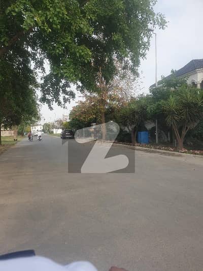 سٹی ہاؤسنگ سوسائٹی - بلاک اے ایکسٹینشن سٹی ہاؤسنگ سوسائٹی,سیالکوٹ میں 7 مرلہ رہائشی پلاٹ 75.0 لاکھ میں برائے فروخت۔ سٹی ہاؤسنگ سوسائٹی - بلاک اے ایکسٹینشن سٹی ہاؤسنگ سوسائٹی,سیالکوٹ میں 7 مرلہ رہائشی پلاٹ 75.0 لاکھ میں برائے فروخت۔