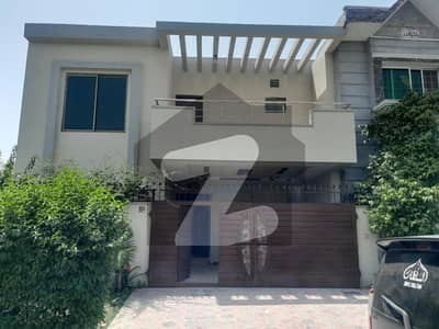 جناح گارڈنز فیز 1 جناح گارڈنز,ایف ای سی ایچ ایس,اسلام آباد میں 3 کمروں کا 8 مرلہ مکان 1.95 کروڑ میں برائے فروخت۔ جناح گارڈنز فیز 1 جناح گارڈنز,ایف ای سی ایچ ایس,اسلام آباد میں 3 کمروں کا 8 مرلہ مکان 1.95 کروڑ میں برائے فروخت۔