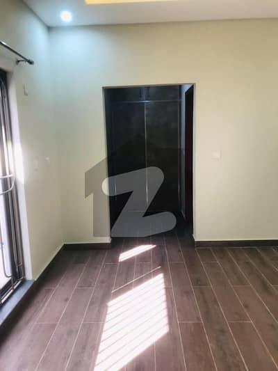 Brand New 13.5 Marla 4 Bedrooms Apartment Available For Rent In Sector-S Askari 10 Lahore Cantt