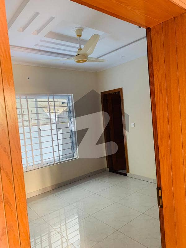 4 Marla Portion Available For Rent In G-13 Islamabad. 4 Marla Portion Available For Rent In G-13 Islamabad.