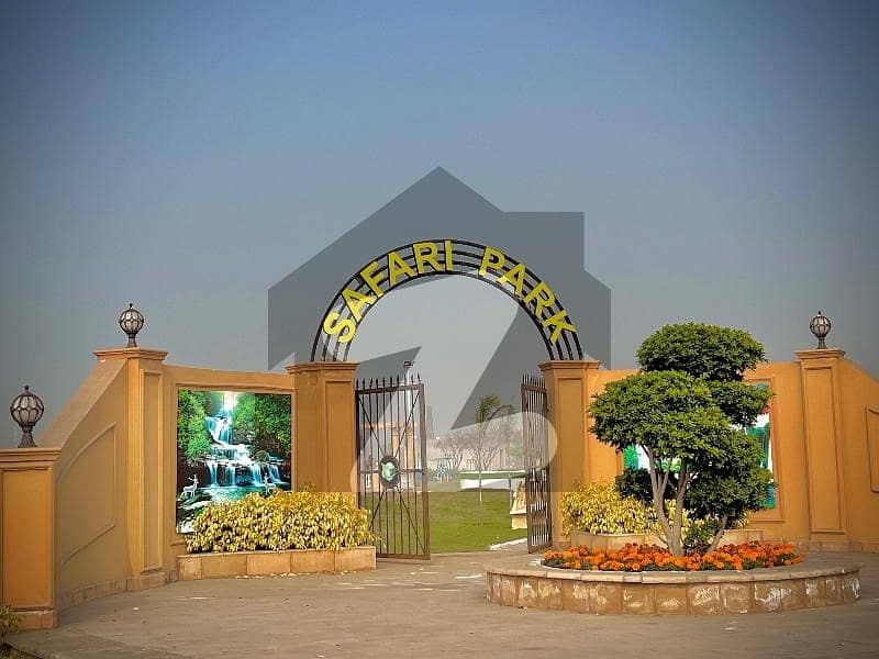 4. "Ideal Location, Ideal Living Plot For Sale In Safari Garden"5