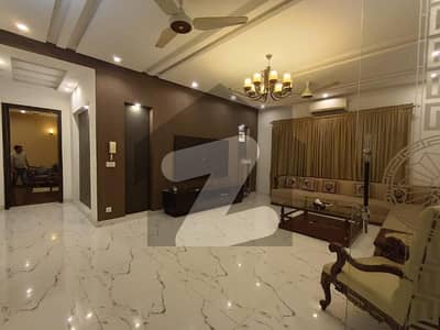 ڈی ایچ اے فیز 4 ڈیفنس (ڈی ایچ اے),لاہور میں 2 کمروں کا 1 کنال بالائی پورشن 1.35 لاکھ میں کرایہ پر دستیاب ہے۔ ڈی ایچ اے فیز 4 ڈیفنس (ڈی ایچ اے),لاہور میں 2 کمروں کا 1 کنال بالائی پورشن 1.35 لاکھ میں کرایہ پر دستیاب ہے۔