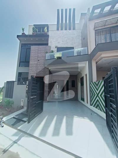5 Marla Beautiful House For Sale Ideal Location
