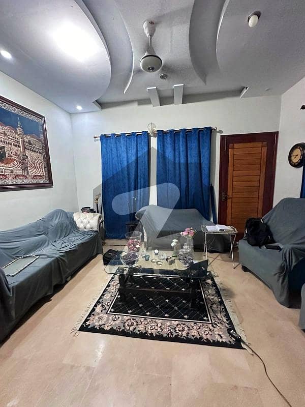 گلشنِ اقبال - بلاک 5 گلشنِ اقبال,گلشنِ اقبال ٹاؤن,کراچی میں 3 کمروں کا 10 مرلہ زیریں پورشن 3.25 کروڑ میں برائے فروخت۔