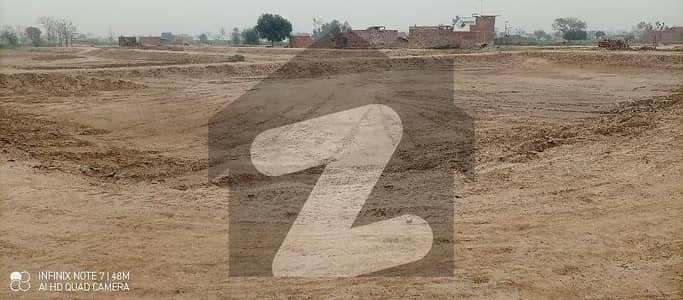 شورکوٹ روڈ ٹوبہ ٹیک سنگھ میں 63 کنال زرعی زمین 10.0 کروڑ میں برائے فروخت۔