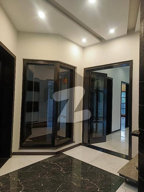 1 Kanal Upper Portion Available for Rent In Phase 3 Dha Lahore 1 Kanal Upper Portion Available for Rent In Phase 3 Dha Lahore