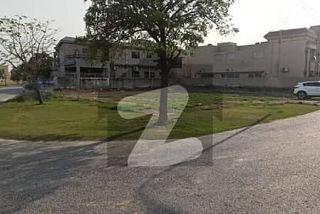 ڈی ایچ اے فیز 7 - بلاک وائے فیز 7,ڈیفنس (ڈی ایچ اے),لاہور میں 2 کنال رہائشی پلاٹ 7.5 کروڑ میں برائے فروخت۔ ڈی ایچ اے فیز 7 - بلاک وائے فیز 7,ڈیفنس (ڈی ایچ اے),لاہور میں 2 کنال رہائشی پلاٹ 7.5 کروڑ میں برائے فروخت۔