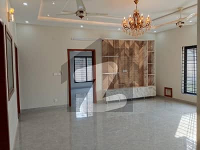 2450 Square feet Portion For Rent