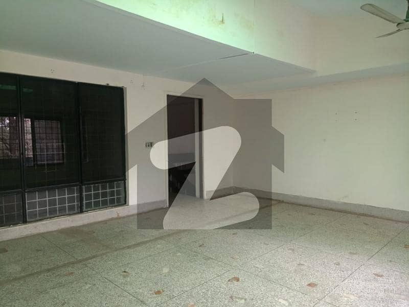 1 Kanal Upper Portion For Rent In Main Cantt 1 Kanal Upper Portion For Rent In Main Cantt