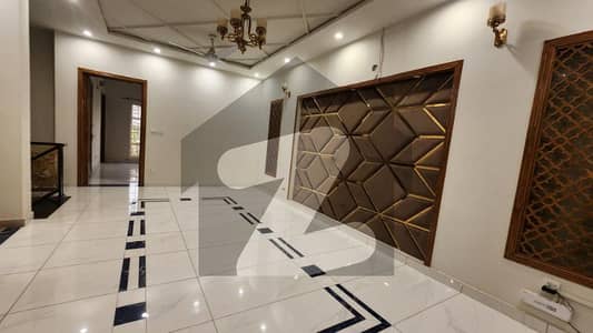 بحریہ ٹاؤن فیز 3 بحریہ ٹاؤن راولپنڈی,راولپنڈی میں 3 کمروں کا 10 مرلہ بالائی پورشن 80.0 ہزار میں کرایہ پر دستیاب ہے۔ بحریہ ٹاؤن فیز 3 بحریہ ٹاؤن راولپنڈی,راولپنڈی میں 3 کمروں کا 10 مرلہ بالائی پورشن 80.0 ہزار میں کرایہ پر دستیاب ہے۔