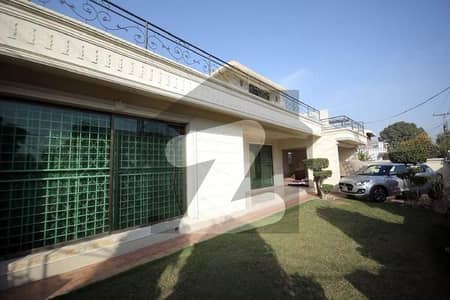 ڈی ایچ اے فیز 1 ڈیفنس (ڈی ایچ اے),لاہور میں 5 کمروں کا 1 کنال مکان 7.25 کروڑ میں برائے فروخت۔