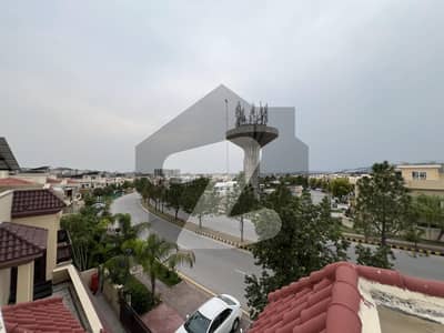 Elegant 10 Marla House on main urban boulevard sector A bahria enclave islamabad for sale Elegant 10 Marla House on main urban boulevard sector A bahria enclave islamabad for sale