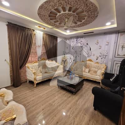 بحریہ ٹاؤن فیز 8 بحریہ ٹاؤن راولپنڈی,راولپنڈی میں 2 کمروں کا 10 مرلہ زیریں پورشن 1.0 لاکھ میں کرایہ پر دستیاب ہے۔ بحریہ ٹاؤن فیز 8 بحریہ ٹاؤن راولپنڈی,راولپنڈی میں 2 کمروں کا 10 مرلہ زیریں پورشن 1.0 لاکھ میں کرایہ پر دستیاب ہے۔