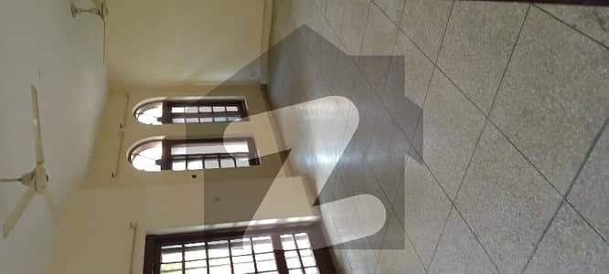 10 Marla House For Rent
