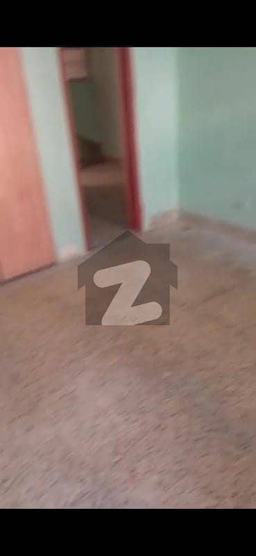 450 Square Feet Flat Up For rent In Gulshan-e-Iqbal - Block 13/B