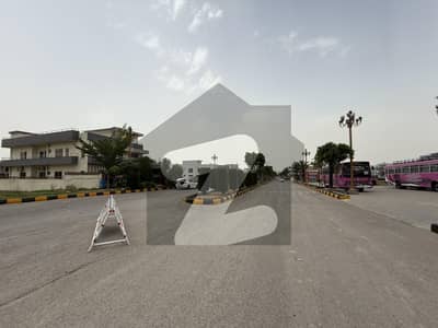 A BLOCK FAISAL TOWN 30*60 PLOT FOR SALE ON GOOD LOCATION FIRST COME FIRST AVAIL THIS BIG OPERTUINTY