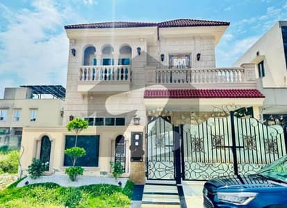 ڈی ایچ اے فیز 8 سابقہ ایئر ایوینیو ڈی ایچ اے فیز 8,ڈی ایچ اے ڈیفینس,لاہور میں 4 کمروں کا 10 مرلہ مکان 5.25 کروڑ میں برائے فروخت۔ ڈی ایچ اے فیز 8 سابقہ ایئر ایوینیو ڈی ایچ اے فیز 8,ڈی ایچ اے ڈیفینس,لاہور میں 4 کمروں کا 10 مرلہ مکان 5.25 کروڑ میں برائے فروخت۔