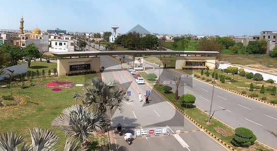 10 Marla Corner Free Transfer Plot For Sale In Silver Block, Park View City, Lahore