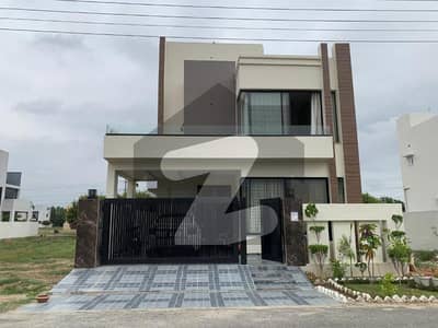ڈی ایچ اے 11 رہبر لاہور میں 4 کمروں کا 8 مرلہ مکان 3.25 کروڑ میں برائے فروخت۔