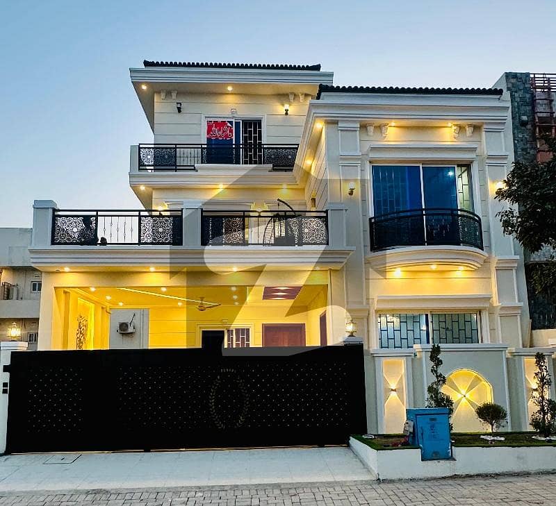 House For Sale In Top City 1 House For Sale In Top City 1