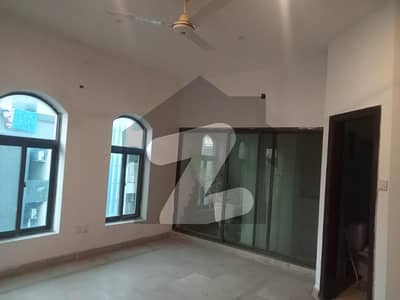 E11 Where Are Bachelors For 3 Bed Flat E11 Where Are Bachelors For 3 Bed Flat