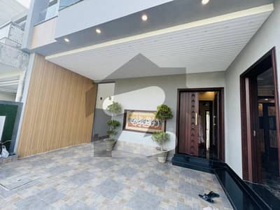 10 Marla Brand New House Available For Sale In Bahria Town Lahore 10 Marla Brand New House Available For Sale In Bahria Town Lahore