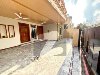 14 Marla (Furnished House) Available for Rent In G-13 14 Marla (Furnished House) Available for Rent In G-13