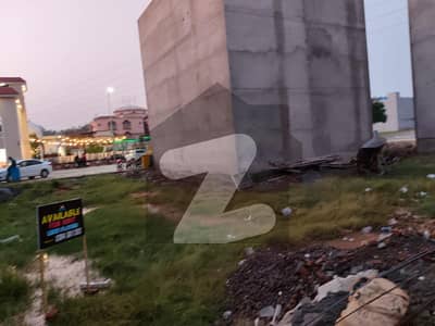 204 چک روڈ فیصل آباد میں 2 مرلہ کمرشل پلاٹ 2.7 لاکھ میں کرایہ پر دستیاب ہے۔