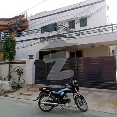 10 Marla Lavish Bungalow On Top Location For Sale In Punjab Society Near DHA Phase 4 Lahore 10 Marla Lavish Bungalow On Top Location For Sale In Punjab Society Near DHA Phase 4 Lahore